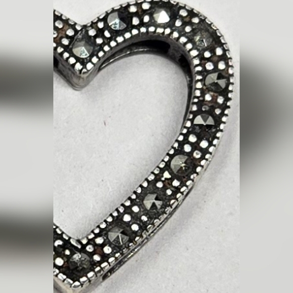 This Sterling .925 Silver Heart Shape Marcasite Stone Slide Open Sides Pendant - Picture 4 of 13